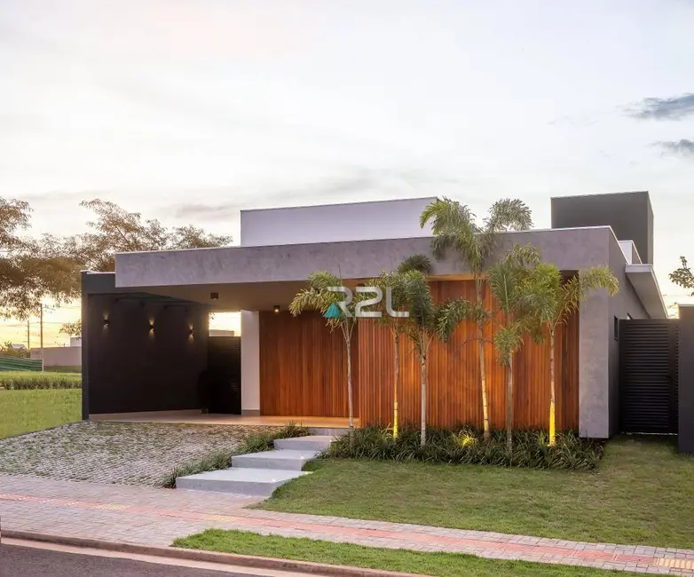 Foto 2 de Casa de Condomínio com 3 quartos à venda, 374m2 em Jardim Montevidéu, Campo Grande - MS