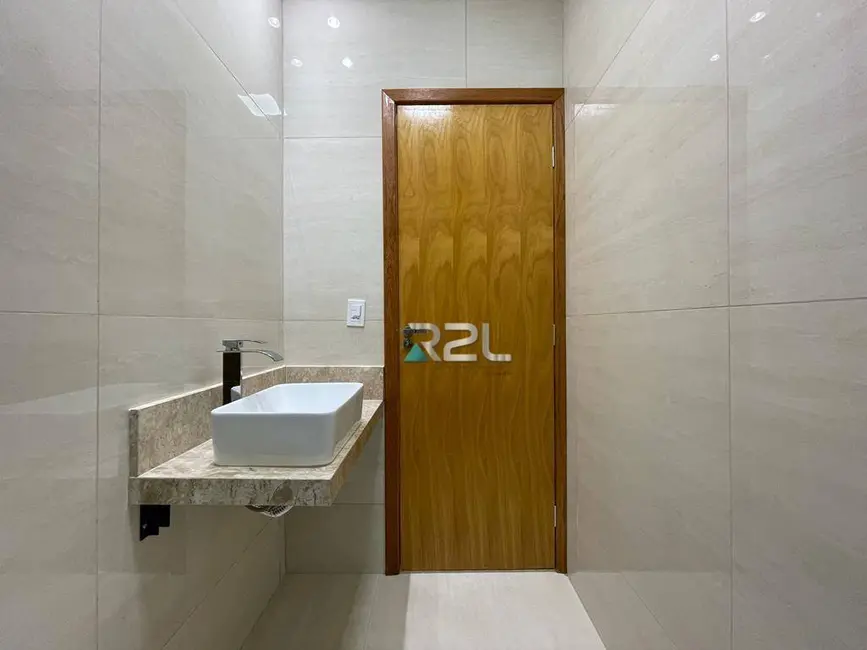 Casa com 3 quartos à venda, 270m2 em Parque Residencial Rita Vieira, Campo Grande - MS - imagem 7 Foto 7 de Casa com 3 quartos à venda, 270m2 em Parque Residencial Rita Vieira, Campo Grande - MS