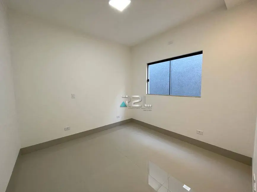 Casa com 3 quartos à venda, 270m2 em Parque Residencial Rita Vieira, Campo Grande - MS - imagem 9 Foto 9 de Casa com 3 quartos à venda, 270m2 em Parque Residencial Rita Vieira, Campo Grande - MS