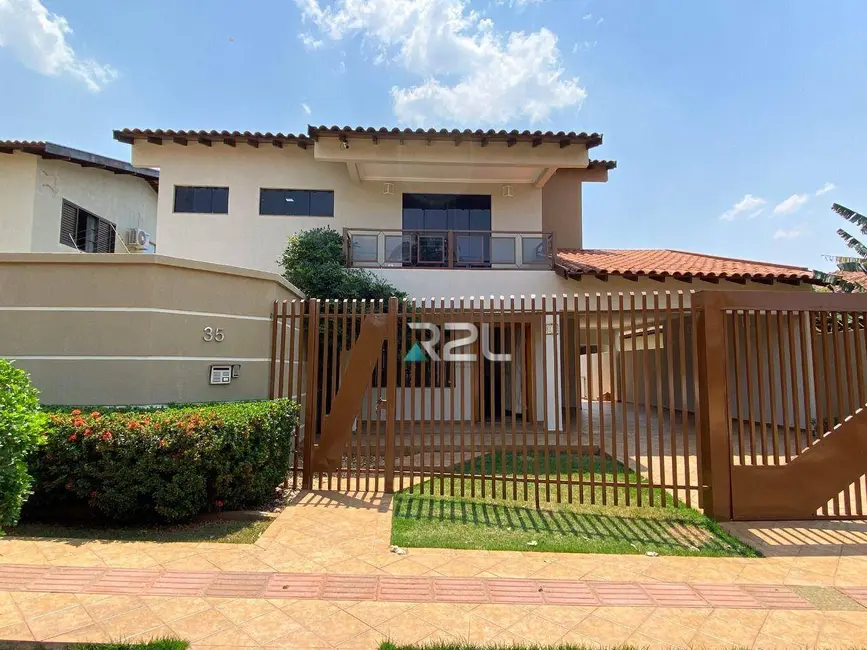 Casa com 4 quartos à venda, 525m2 em Jardim Autonomista, Campo Grande - MS - imagem 3 Foto 3 de Casa com 4 quartos à venda, 525m2 em Jardim Autonomista, Campo Grande - MS