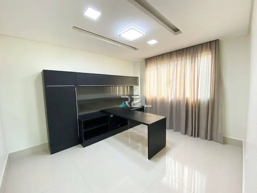 Sobrado com 3 quartos à venda, 512m2 em Residencial Damha II, Campo Grande - MS - imagem 4 Foto 4 de Sobrado com 3 quartos à venda, 512m2 em Residencial Damha II, Campo Grande - MS