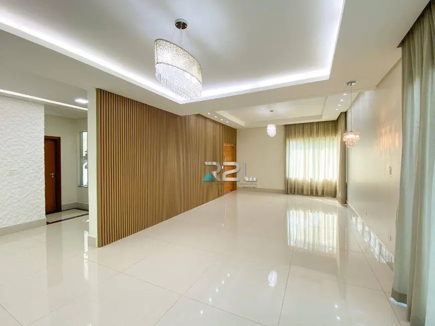 Sobrado com 3 quartos à venda, 512m2 em Residencial Damha II, Campo Grande - MS - imagem 8 Foto 8 de Sobrado com 3 quartos à venda, 512m2 em Residencial Damha II, Campo Grande - MS