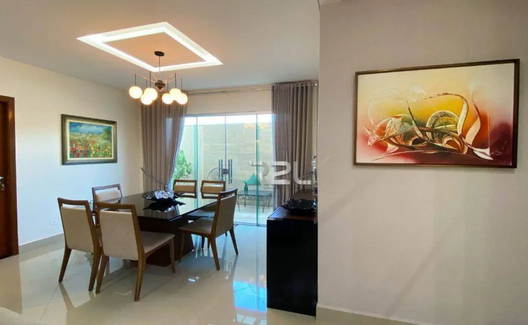 Sobrado com 4 quartos à venda, 450m2 em Residencial Damha II, Campo Grande - MS - imagem 5 Foto 5 de Sobrado com 4 quartos à venda, 450m2 em Residencial Damha II, Campo Grande - MS