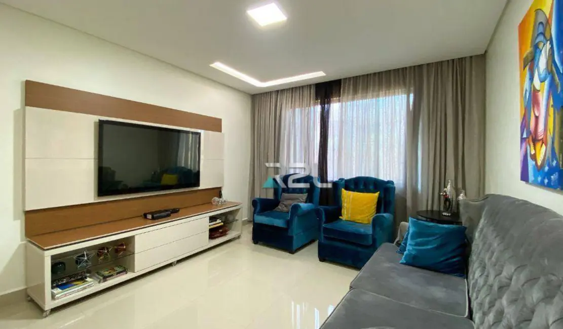 Sobrado com 4 quartos à venda, 450m2 em Residencial Damha II, Campo Grande - MS - imagem 7 Foto 7 de Sobrado com 4 quartos à venda, 450m2 em Residencial Damha II, Campo Grande - MS