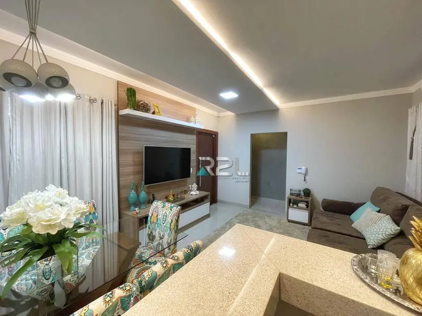 Casa com 3 quartos à venda, 175m2 em Vila Carlota, Campo Grande - MS - imagem 5 Foto 5 de Casa com 3 quartos à venda, 175m2 em Vila Carlota, Campo Grande - MS