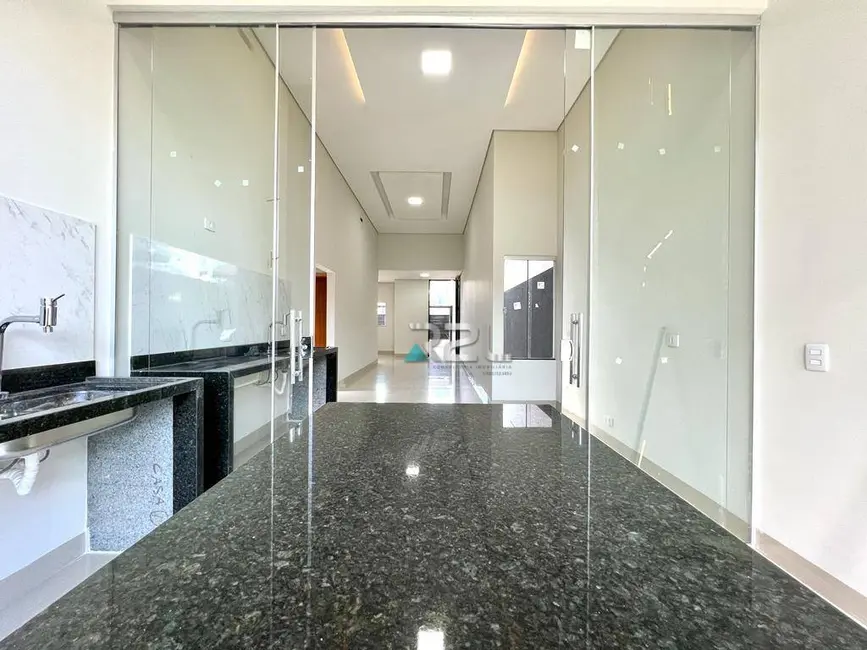 Casa com 3 quartos à venda, 225m2 em Vila Morumbi, Campo Grande - MS - imagem 8 Foto 8 de Casa com 3 quartos à venda, 225m2 em Vila Morumbi, Campo Grande - MS
