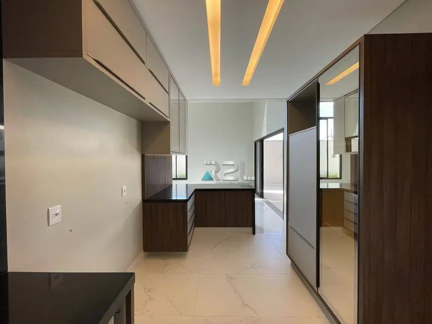 Foto 13 de Casa de Condomínio com 3 quartos à venda, 360m2 em Terras Alpha Campo Grande, Campo Grande - MS
