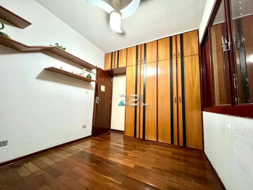 Apartamento com 3 quartos à venda, 182m2 em Amambaí, Campo Grande - MS - imagem 8 Foto 8 de Apartamento com 3 quartos à venda, 182m2 em Amambaí, Campo Grande - MS