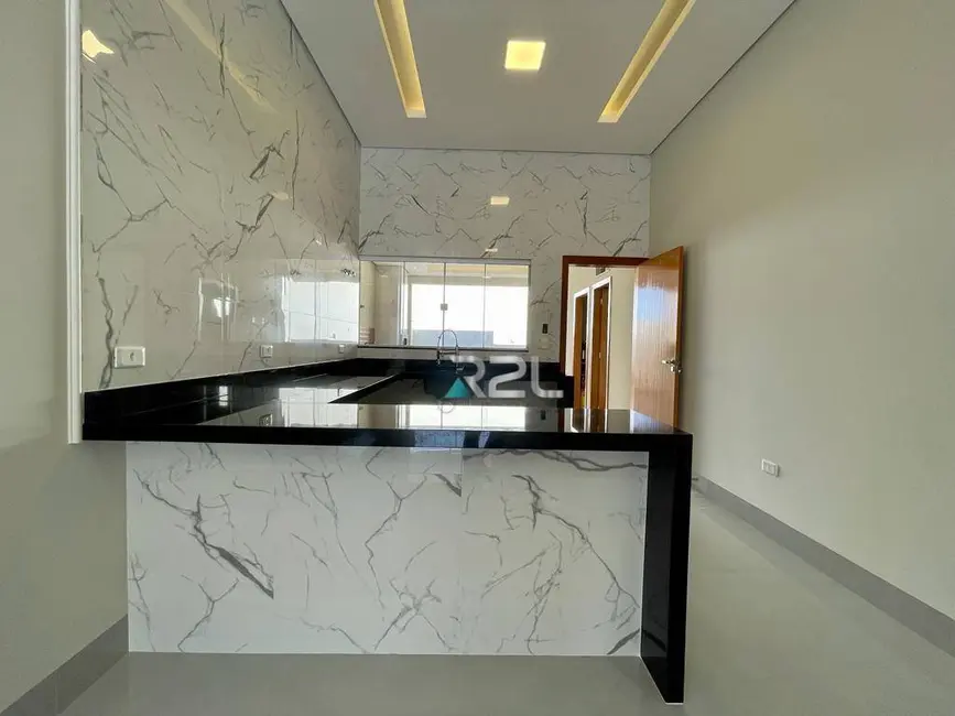 Casa com 3 quartos à venda, 293m2 em Parque Residencial Rita Vieira, Campo Grande - MS - imagem 7 Foto 7 de Casa com 3 quartos à venda, 293m2 em Parque Residencial Rita Vieira, Campo Grande - MS