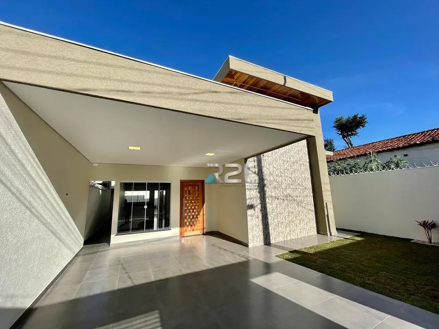Casa com 3 quartos à venda, 293m2 em Parque Residencial Rita Vieira, Campo Grande - MS - imagem 3 Foto 3 de Casa com 3 quartos à venda, 293m2 em Parque Residencial Rita Vieira, Campo Grande - MS