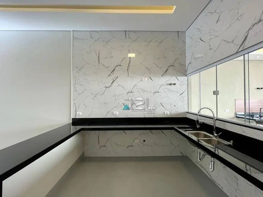 Casa com 3 quartos à venda, 293m2 em Parque Residencial Rita Vieira, Campo Grande - MS - imagem 8 Foto 8 de Casa com 3 quartos à venda, 293m2 em Parque Residencial Rita Vieira, Campo Grande - MS