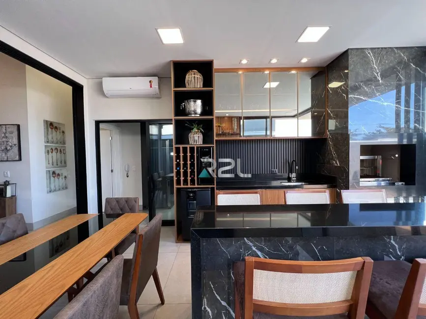 Foto 8 de Casa de Condomínio com 3 quartos à venda, 374m2 em Jardim Montevidéu, Campo Grande - MS