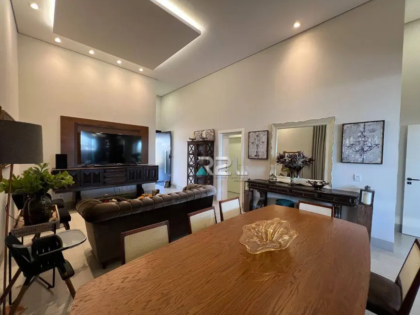 Foto 4 de Casa de Condomínio com 3 quartos à venda, 374m2 em Jardim Montevidéu, Campo Grande - MS