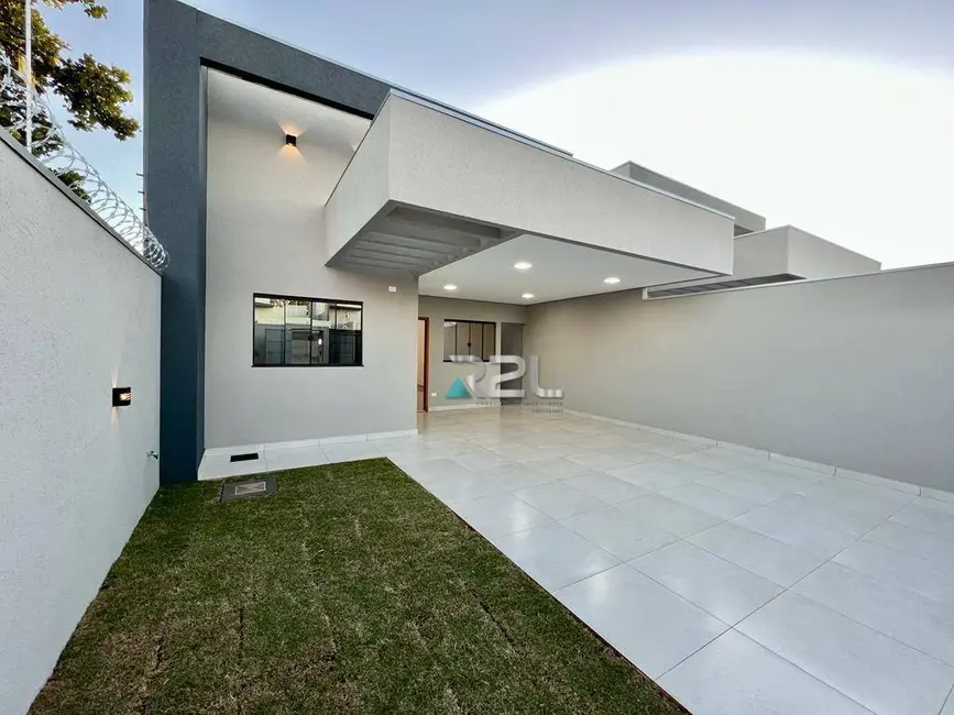 Foto 1 de Casa com 3 quartos à venda, 225m2 em Jardim Auxiliadora, Campo Grande - MS
