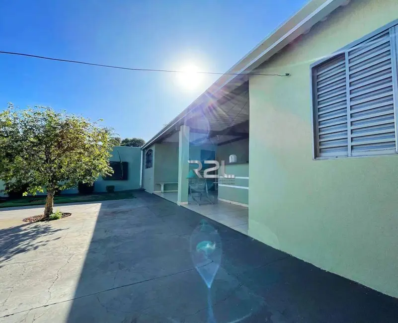 Foto 4 de Casa com 2 quartos à venda, 360m2 em Jardim Tarumã, Campo Grande - MS