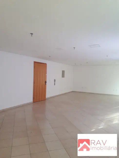 Foto 4 de Sala Comercial à venda e para alugar, 66m2 em Vila Vianelo, Jundiai - SP