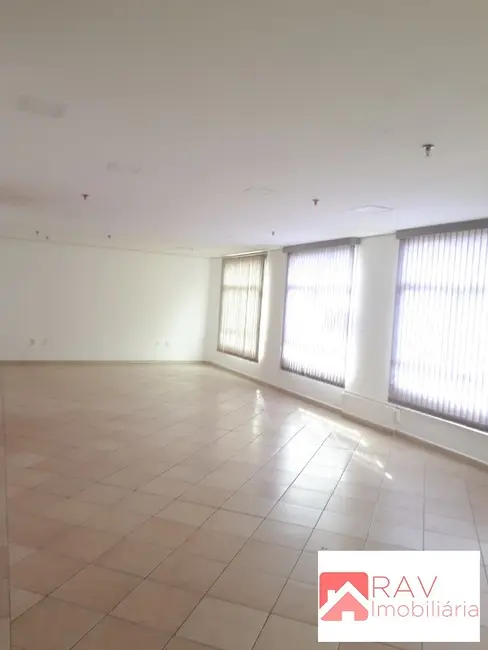 Foto 3 de Sala Comercial à venda e para alugar, 66m2 em Vila Vianelo, Jundiai - SP