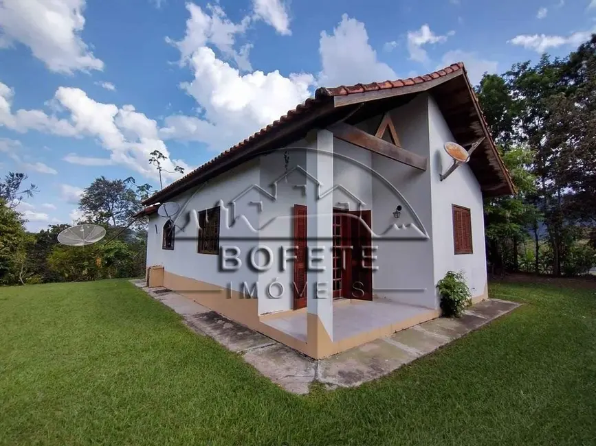 Foto 1 de Chácara com 3 quartos à venda, 25359m2 em Bofete - SP