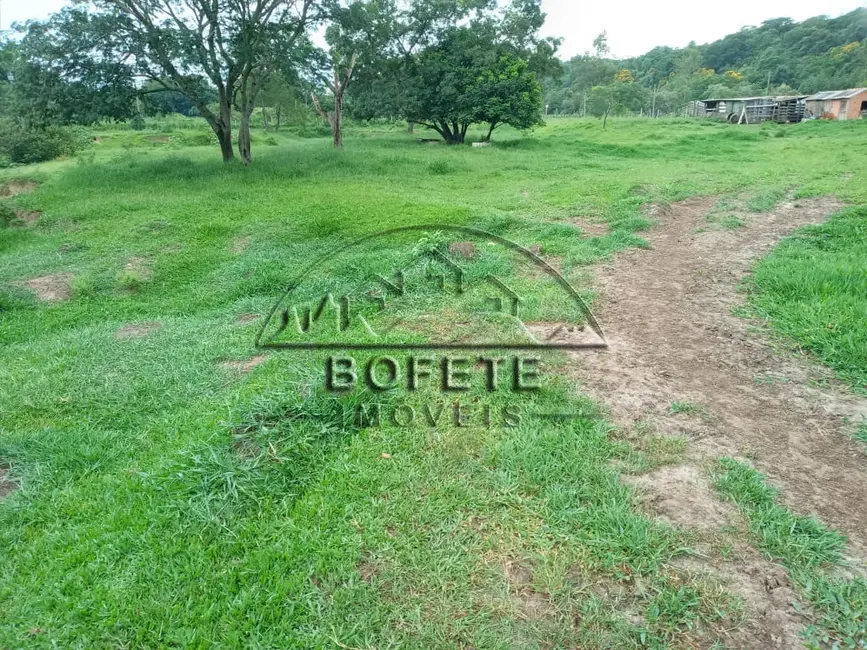 Foto 6 de Chácara à venda, 42000m2 em Bofete - SP