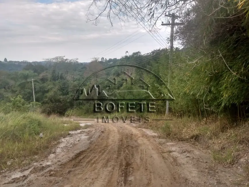 Foto 1 de Chácara à venda, 20114m2 em Bofete - SP