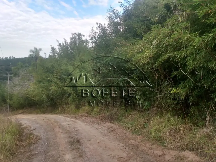 Foto 7 de Chácara à venda, 20114m2 em Bofete - SP