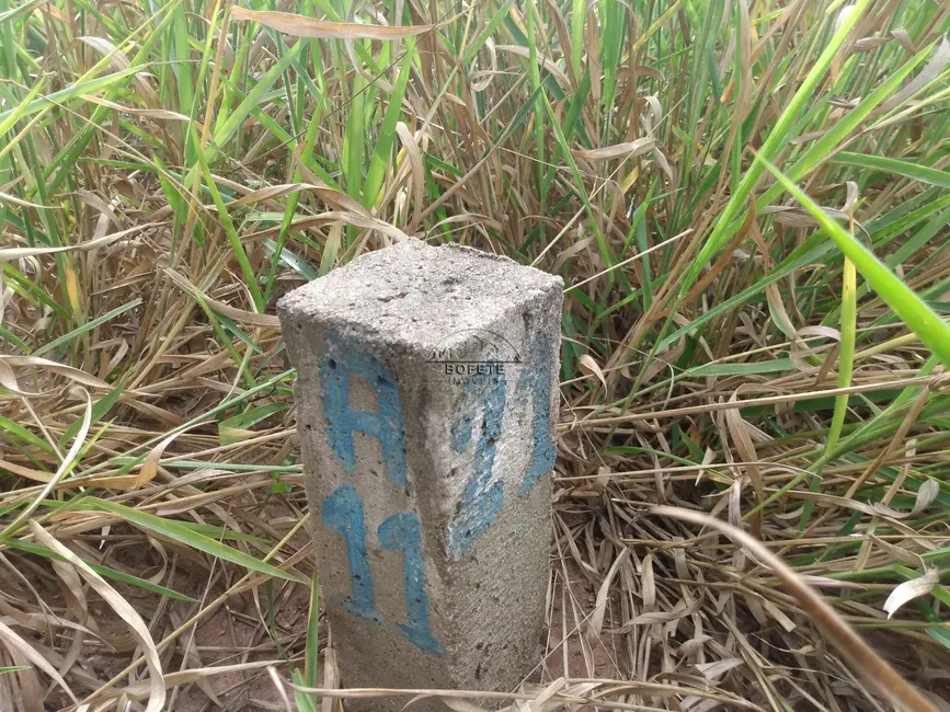 Foto 4 de Terreno / Lote à venda, 600m2 em Bofete - SP