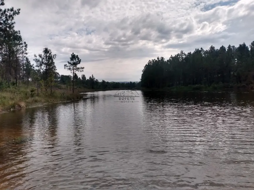 Foto 9 de Terreno / Lote à venda, 300m2 em Bofete - SP