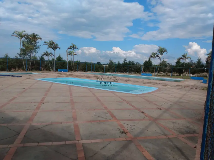 Foto 9 de Terreno / Lote à venda, 300m2 em Bofete - SP