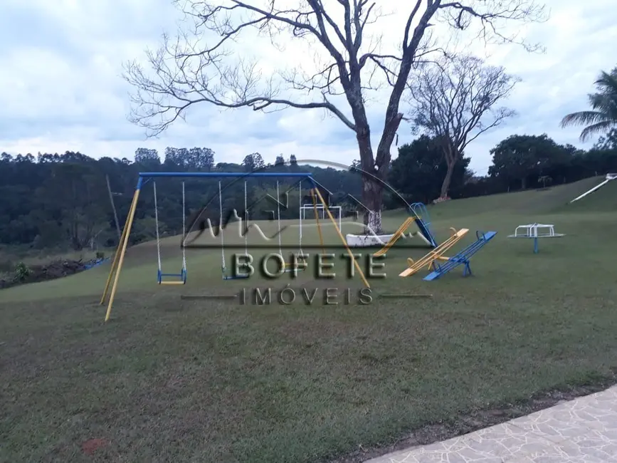 Foto 4 de Chácara com 3 quartos à venda, 20000m2 em Bofete - SP