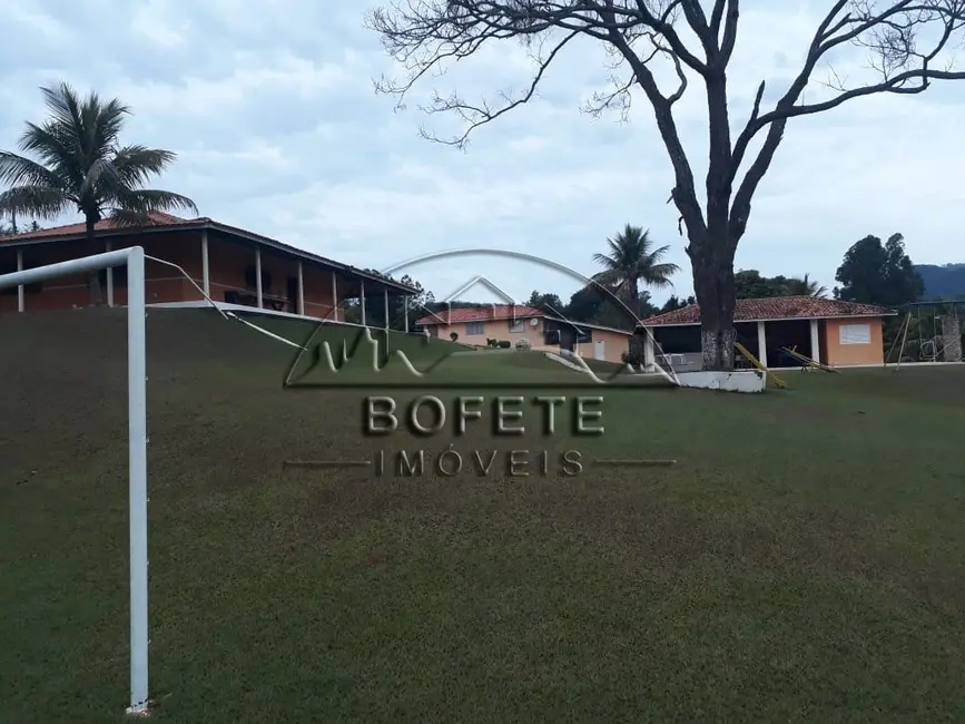 Foto 8 de Chácara com 3 quartos à venda, 20000m2 em Bofete - SP