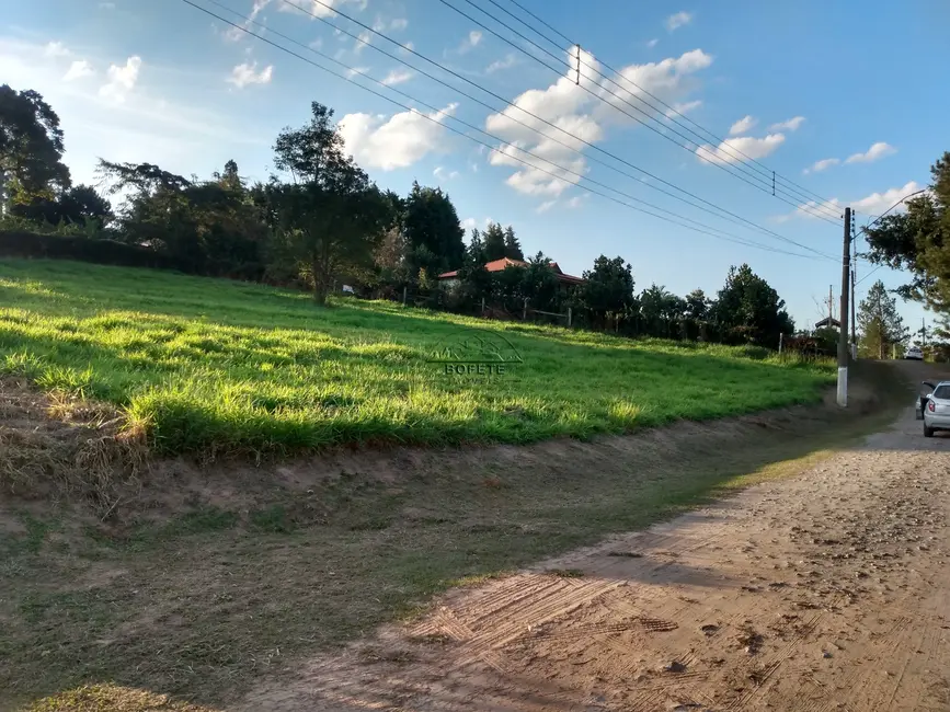 Foto 1 de Terreno / Lote à venda, 2000m2 em Bofete - SP