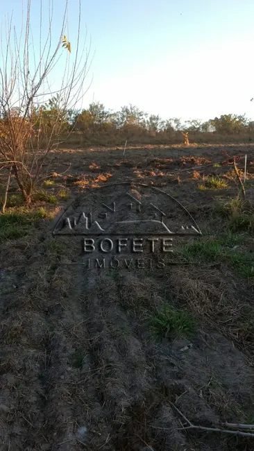 Foto 5 de Chácara à venda, 10800m2 em Bofete - SP
