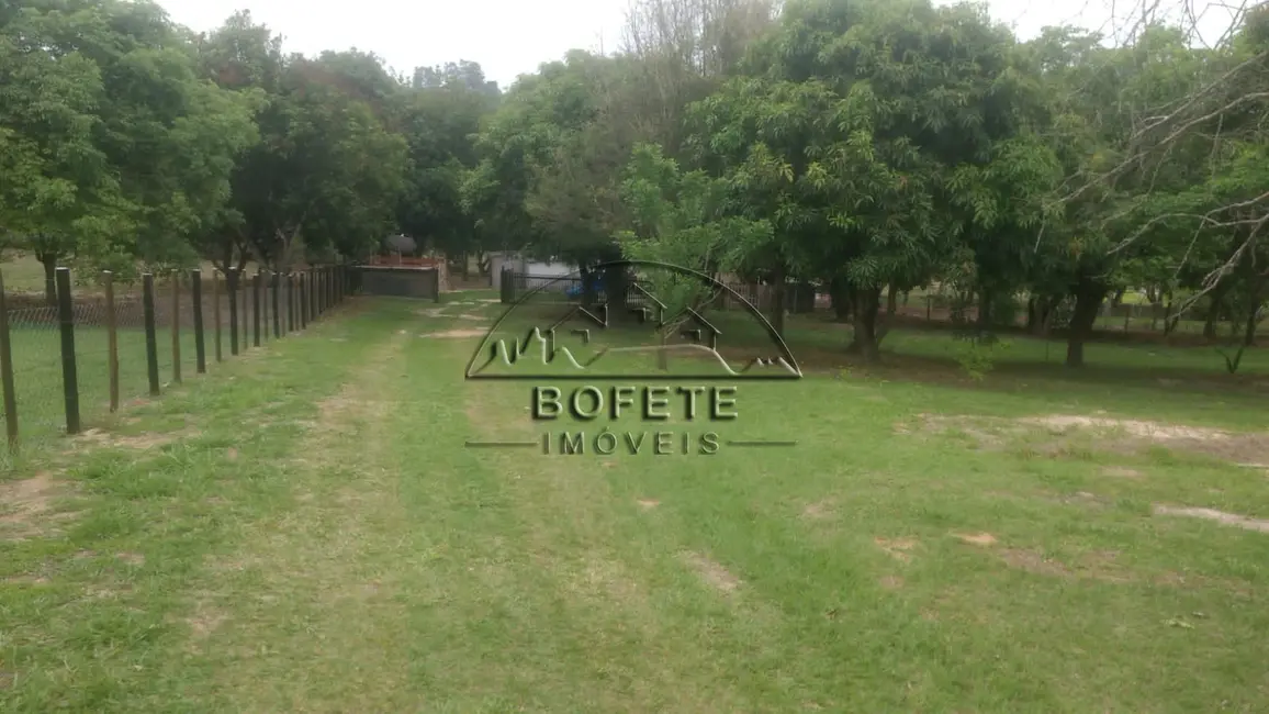 Foto 1 de Chácara com 1 quarto à venda, 10000m2 em Bofete - SP
