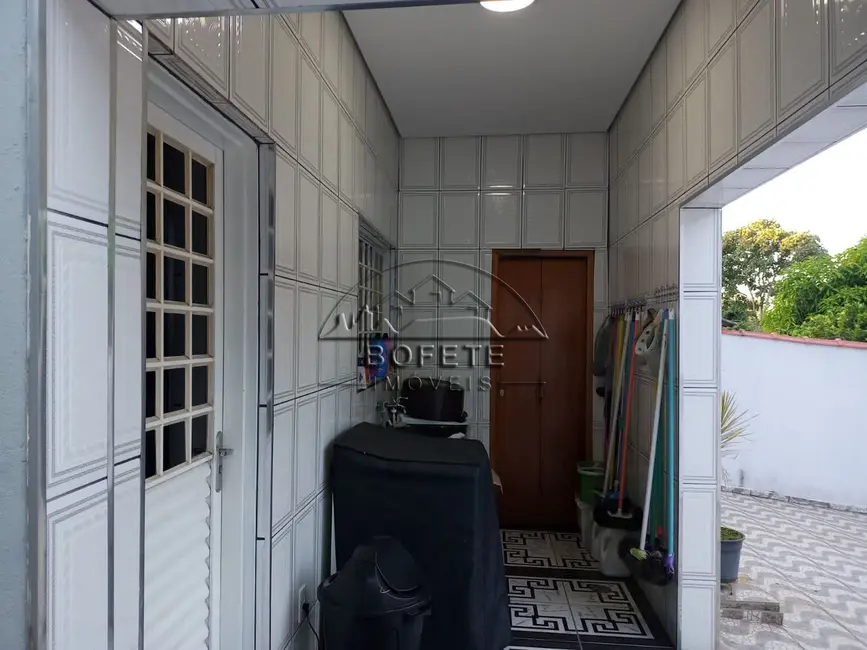 Foto 9 de Casa com 2 quartos à venda, 218m2 em Bofete - SP