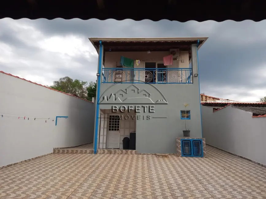 Foto 5 de Casa com 2 quartos à venda, 218m2 em Bofete - SP