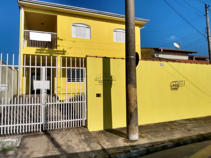 Foto 3 de Casa com 3 quartos à venda, 200m2 em Centro, Bofete - SP