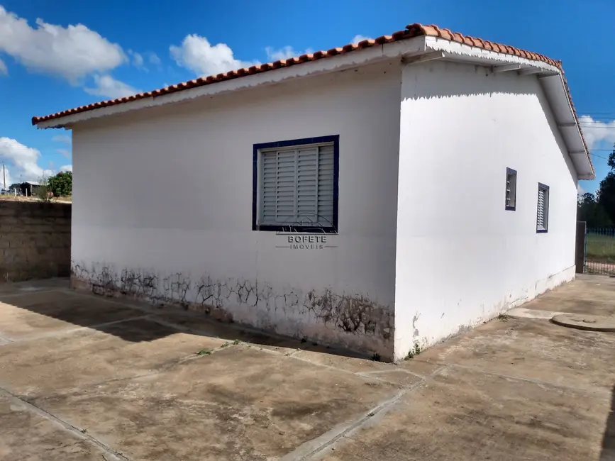 Foto 3 de Casa com 3 quartos à venda, 100m2 em Bofete - SP