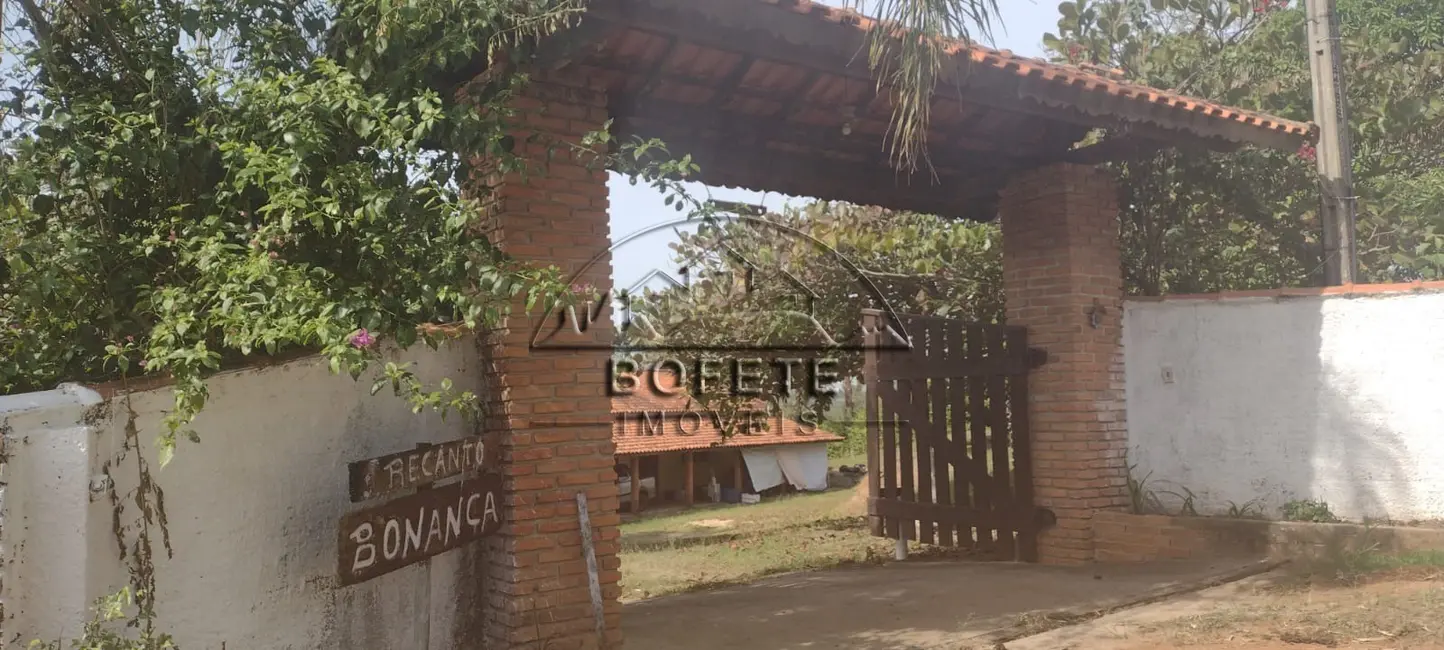 Foto 4 de Chácara com 3 quartos à venda, 22800m2 em Bofete - SP