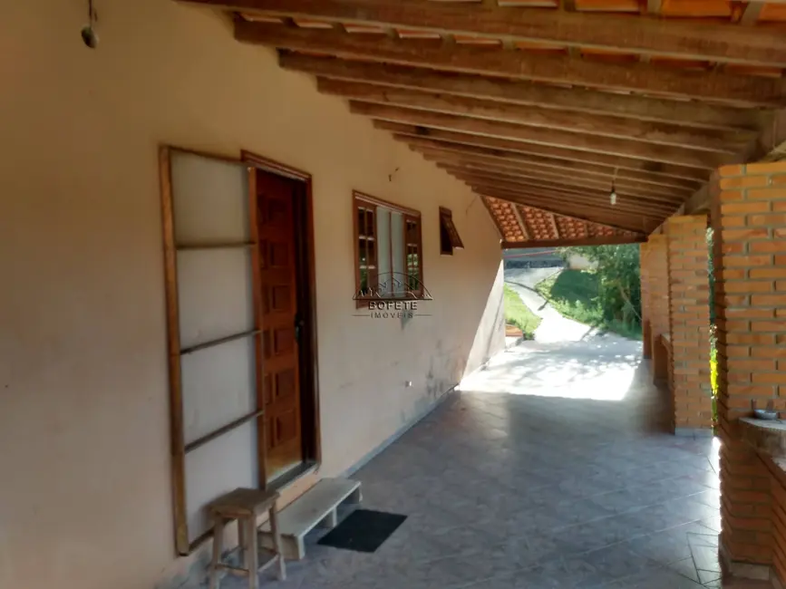 Foto 4 de Chácara com 3 quartos à venda, 20000m2 em Bofete - SP