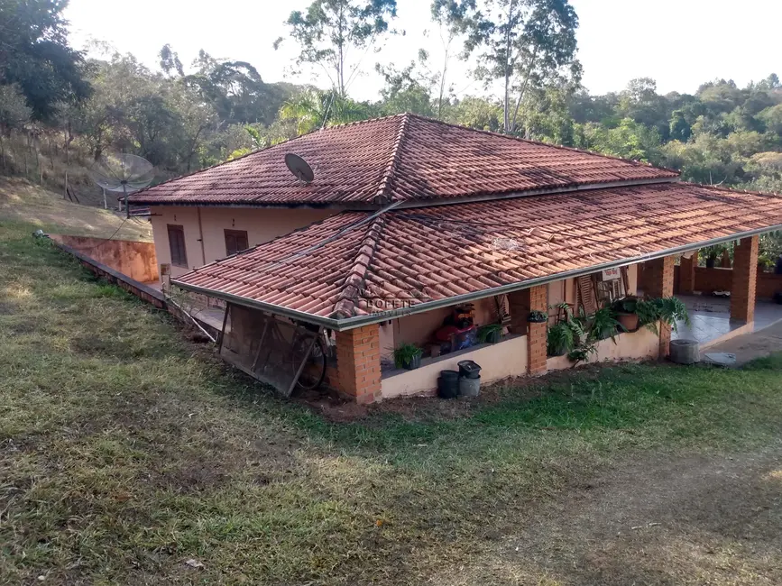 Foto 1 de Chácara com 3 quartos à venda, 20000m2 em Bofete - SP