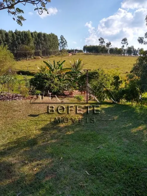 Foto 8 de Chácara com 4 quartos à venda, 10000m2 em Bofete - SP