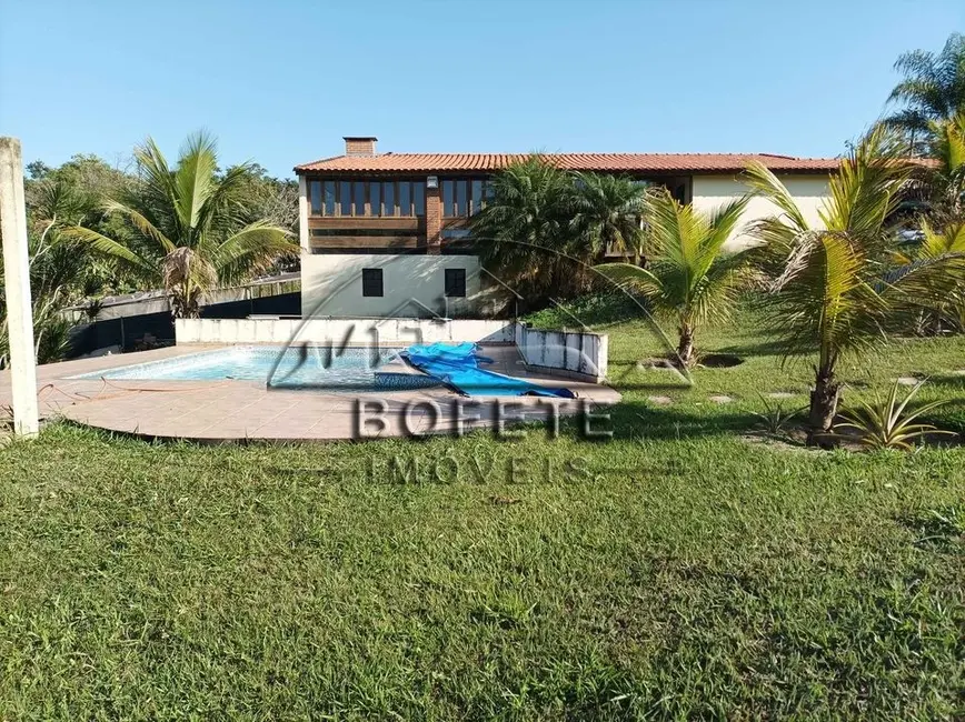 Foto 7 de Chácara com 3 quartos à venda, 370m2 em Bofete - SP