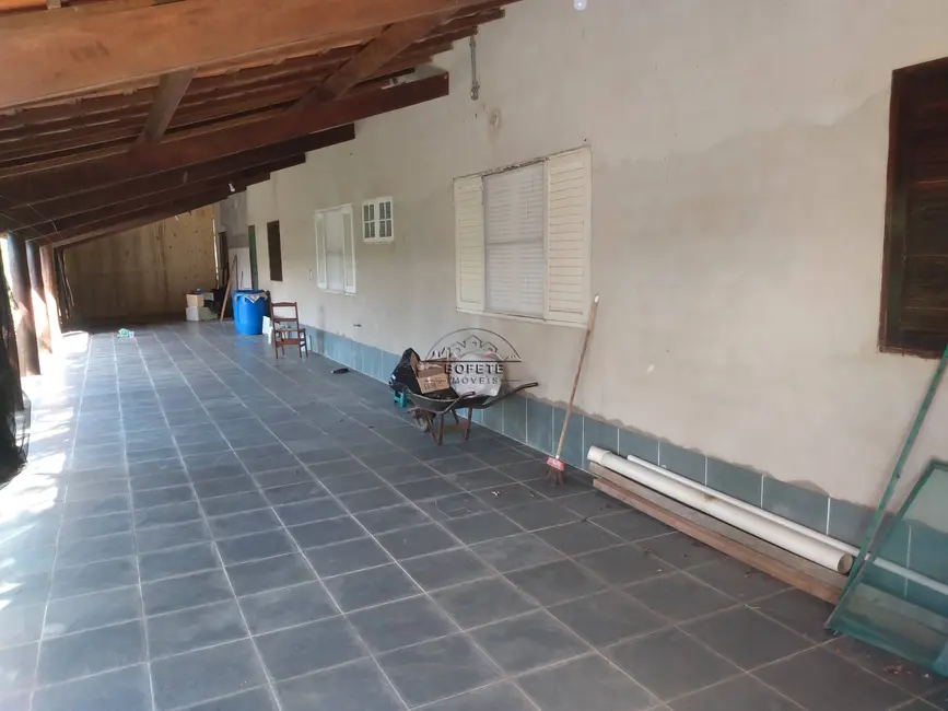 Foto 6 de Chácara com 6 quartos à venda, 450m2 em Bofete - SP