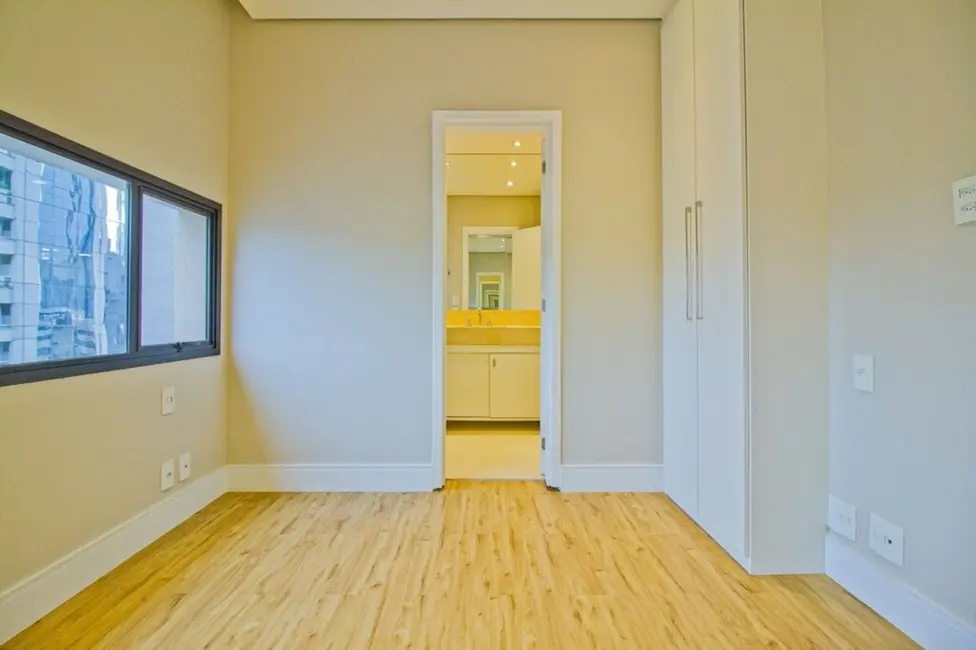 Apartamento com 1 quarto à venda, 62m2 em Vila Olímpia, São Paulo - SP - imagem 4 Foto 4 de Apartamento com 1 quarto à venda, 62m2 em Vila Olímpia, São Paulo - SP