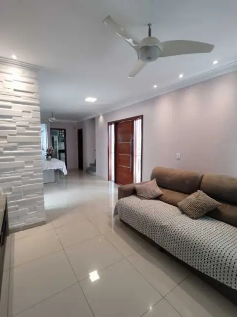 Foto 4 de Casa com 7 quartos à venda, 300m2 em Campos Dos Goytacazes - RJ