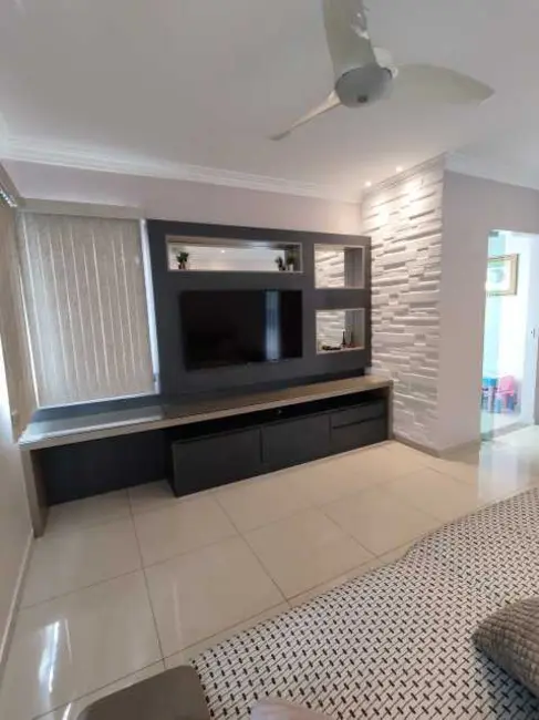 Foto 5 de Casa com 7 quartos à venda, 300m2 em Campos Dos Goytacazes - RJ