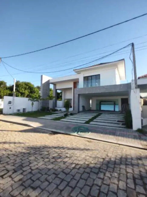 Foto 3 de Casa de Condomínio com 4 quartos à venda, 300m2 em Campos Dos Goytacazes - RJ
