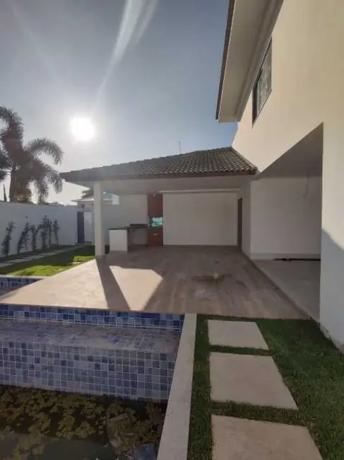 Foto 7 de Casa de Condomínio com 4 quartos à venda, 300m2 em Campos Dos Goytacazes - RJ