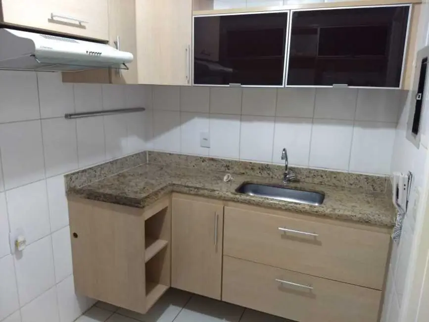 Foto 5 de Apartamento com 3 quartos para alugar, 85m2 em Campos Dos Goytacazes - RJ