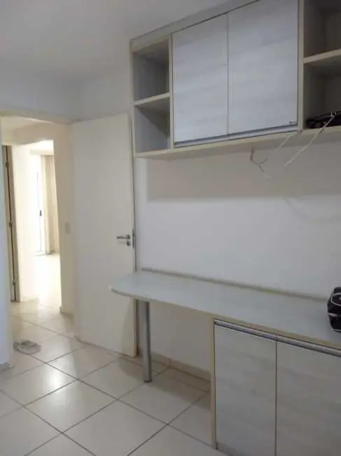 Foto 3 de Apartamento com 3 quartos para alugar, 85m2 em Campos Dos Goytacazes - RJ
